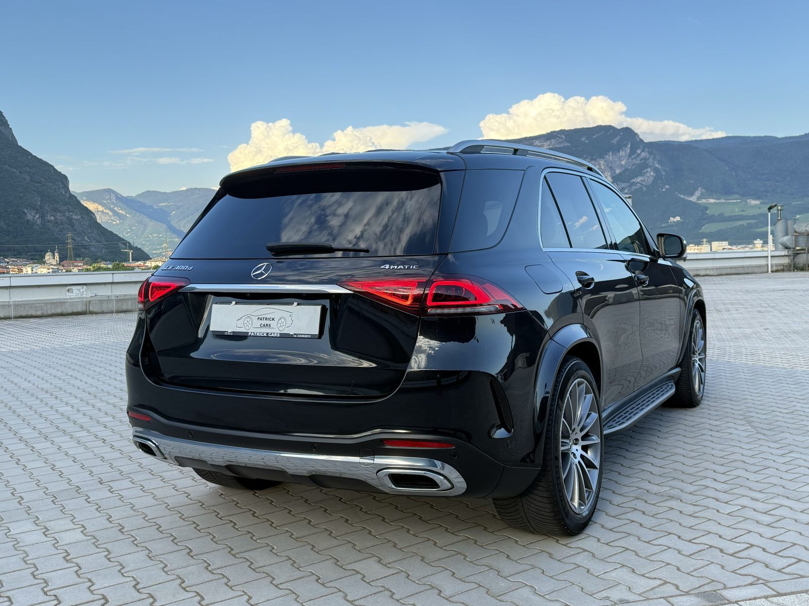 Mercedes-Benz GLE 300d Premium 