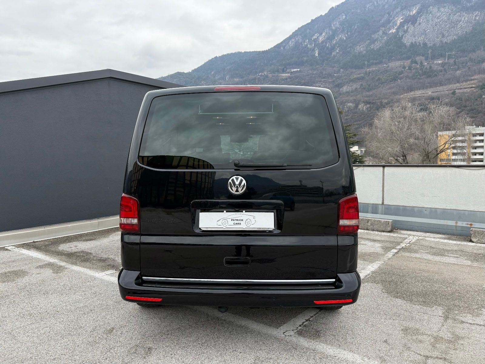 Volkswagen Multivan BUSSINES CLASS VIP